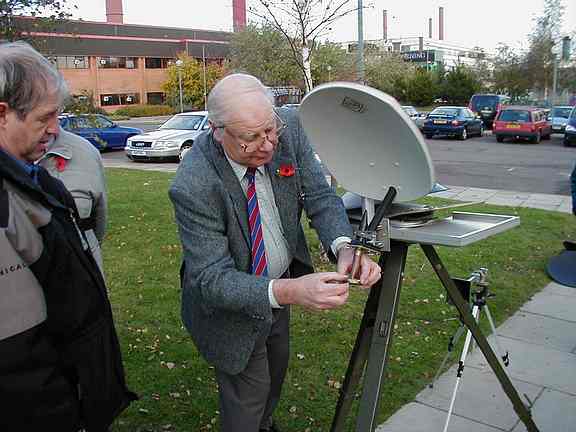G3LYP adjusts his 35cm dish